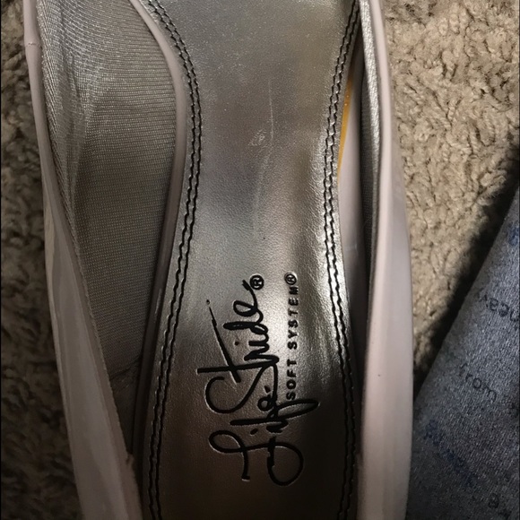 lifestride nude high heels. CHEAP! - Picture 9 of 10